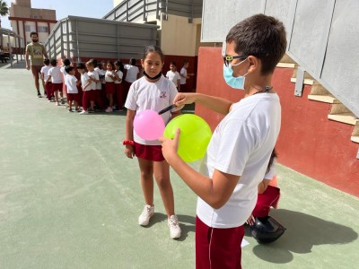 Nuestro planeta, un mundo de luz y de color.