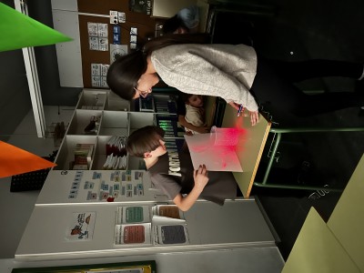 El misteri de la desviació de la llum