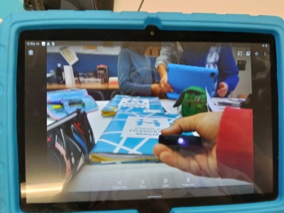 Detectem llum invisible