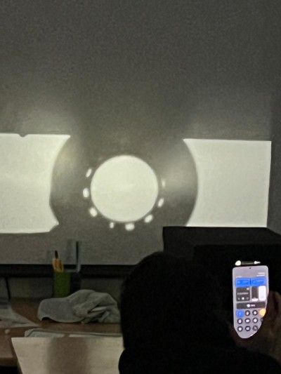 EL PODER DE LES OMBRES MÀGIQUES