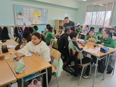 Els experiments ens han agradat moltíssim! I cada vegada ens ajuden a entrende més tots els continguts treballats.